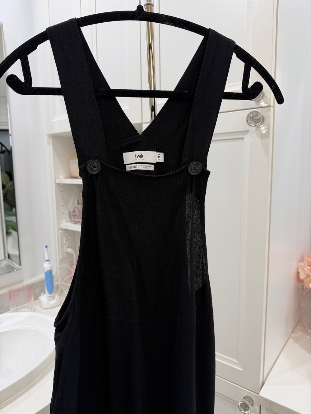 twik Black Cross-Back overalls
